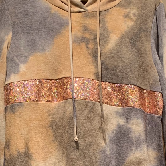 2 Piece Tie Dye Knit Hoodie and Joggers Set - Picture 4 of 8